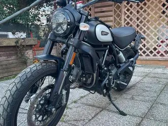 vendo-ducati-scrambler-800-icon-dark-2021-22-usata-a-ozzano-dell'emilia-codice-961785