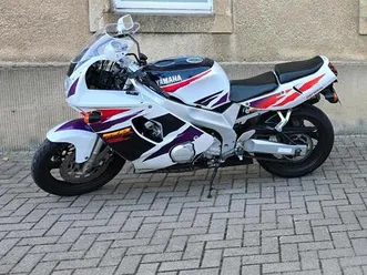 yamaha-fzr-600-r
