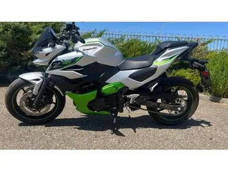 vendo kawasaki z7 hybrid (2024 - 25) usata a benevento (codice 9502398) - moto.it