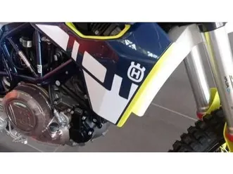 vendo husqvarna 701 enduro (2023 - 25) nuova a alessandria (codice 9365506) - moto.it