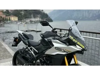 vendo suzuki gsx-s1000gx (2024 - 25) nuova a pescate (codice 9369316) - moto.it
