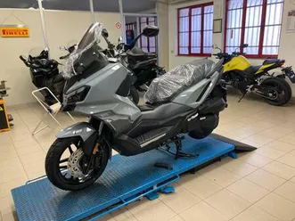 vendo sym adx 300 (2024 - 25) nuova a pogliano milanese (codice 9600662) - moto.it