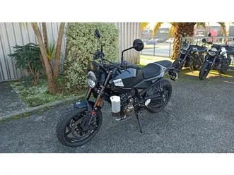 husqvarna svartpilen 801 2024 801 cm3 | moto roadster | 2 688 km | noir | 64600 anglet