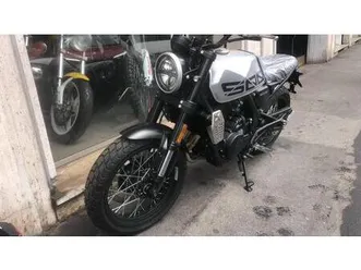 vendo brixton motorcycles crossfire 500 (2021 - 25) usata a milano (codice 9450411) - moto.it