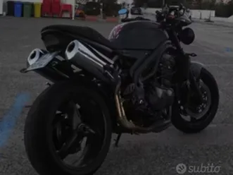 daytona speed triple cafè race custom moto