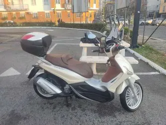 piaggio-beverly-300-bianco