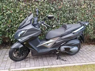 kymco-xciting-400i-grigio