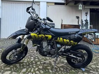 suzuki-drz-400-sm-supermoto