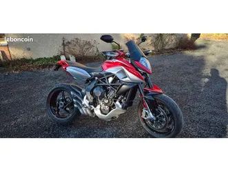 mv-agusta-800-rivale-2016