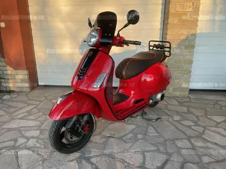 250 i.e. megkímélt. sok vespa extra