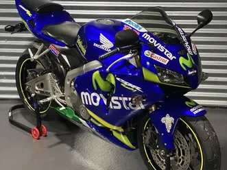 honda-cbr-600-rr-movistar-edicao-limitada-400-unidades-montijo-e-afonsoeiro