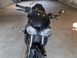 vendo-triumph-street-triple-rs-2017-19-usata-a-busto-arsizio-codice-9624909-moto-i