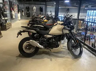 2025-royal-enfield-himalayan-450-kaza-brown