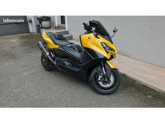 yamaha tmax 560 + de 3000 d'options