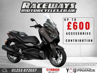 new yamaha xmax 300 tech max + for sale in fleetwood