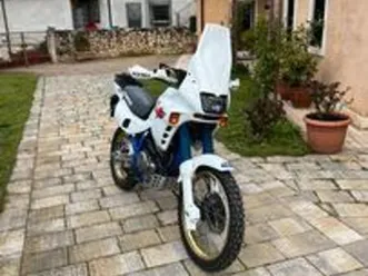 honda-dominator-rd02-1992