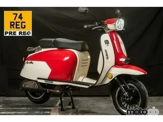royal-alloy-gp-125-cc-modern-classic-retro-automatic-moped-scooter-for-sale