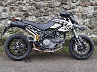 ducati hypermotard 796