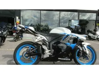 vendo-honda-cbr-600-rr-2009-12-usata-a-citta'-di-castello-codice-9630703-moto-it