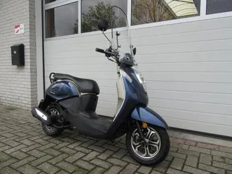 nette-sym-mio-50i-bromscooter-45km-4t-compact-2018-scooters-sym-marktplaats