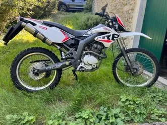 vendo-derbi-senda-125-baja-r-2006-13-usata-a-zocca-codice-9632096-moto-it