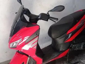vendo-aprilia-sxr-50-2021-25-usata-a-palermo-codice-9631963-moto-it
