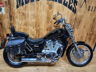 suzuki-intruder-piekny-motocykl-po-regulacjach-stan-bdb-750-zadbany-stare-miasto