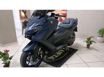 vendo yamaha t-max 560 (2022 - 24) usata a roseto degli abruzzi (codice 9633527) - moto.it