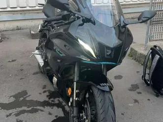 yamaha-yzf-r7