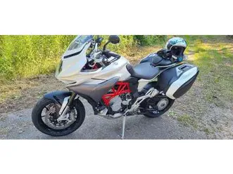 mv-agusta-turismo-veloce-800