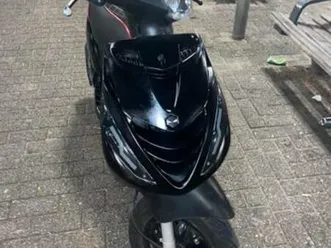 zip-50cc-scooters-piaggio-marktplaats