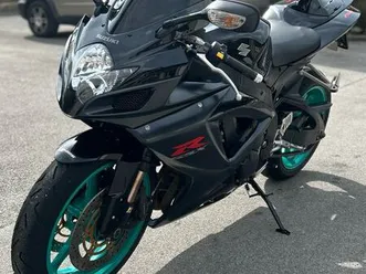 suzuki-gsxr-750-k7-2007-god