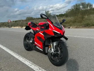 ducati-panigale-v4-r