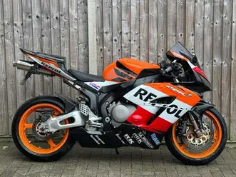 honda-cbr-1000-rr-fireblade-2004-04-super-sport-repsol-rep