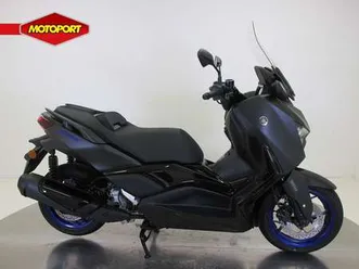 yamaha-x-max-300-abs