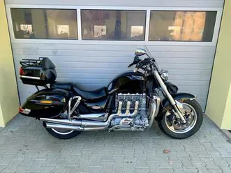 triumph-rocket-iii-classic