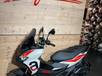 aprilia sr 200 gt abs e5+ s // sie sparen 1000€