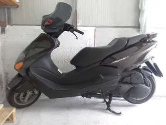 yamaha-majesty-125-marrone