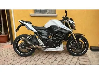 vendo-suzuki-gsr-750-abs-2010-17-usata-a-desenzano-del-garda-codice-9637986-moto-i