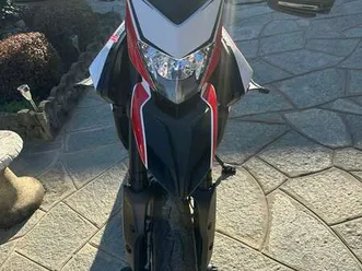 ducati-hypermotard-821-sp