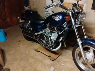 vends-honda-750-vfc-rc-43