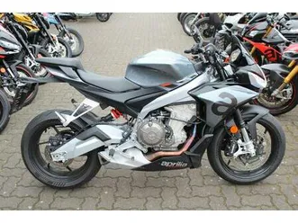 aprilia tuono 660