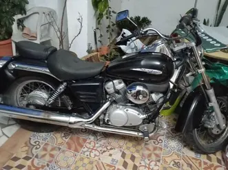 honda-shadow-125-carregado-e-cadafais