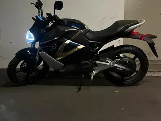 super-soco-streethunter-ts-electro-roller