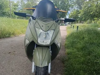 scooter-125-cc-revatto-futura