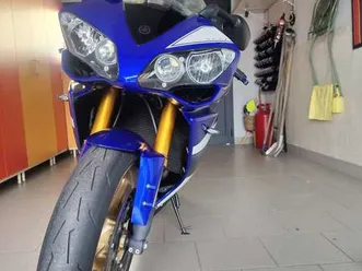 yamaha-yzf-r1-2008-blu-azzurro