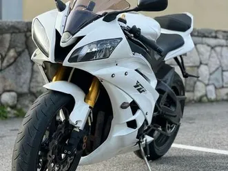 yamaha-r6-2006-edicao-20rpm-olivais