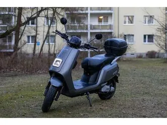 e-roller-inoa-sli5-2-akkus-topcase-frisch-gewartet