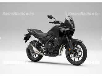 keszletenpiros-es-fekete-szinben