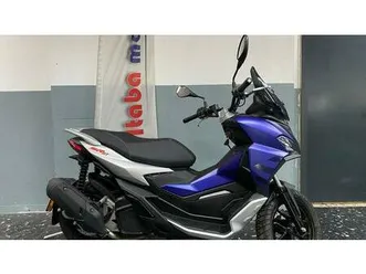 vendo aprilia sr gt 125 (2022 - 24) nuova a milano (codice 8841326) - moto.it